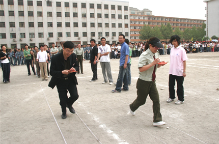 教職工2.JPG
